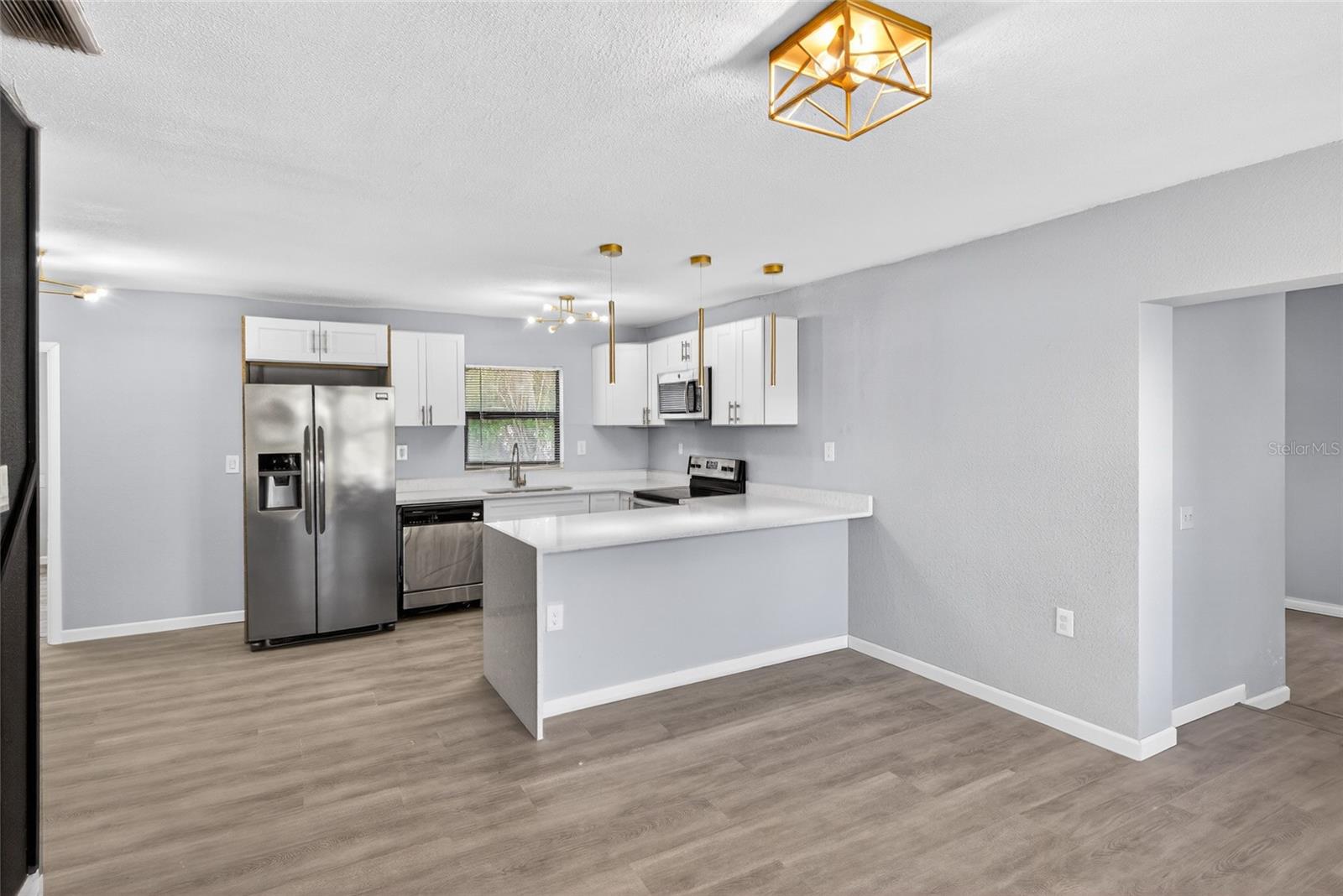 Image 8 of 36 For 119 Explorer Street