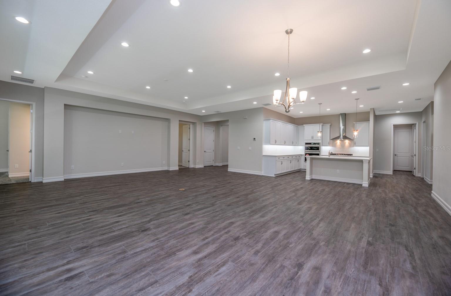 Image 18 of 29 For 4881 Majestic Hills Loop