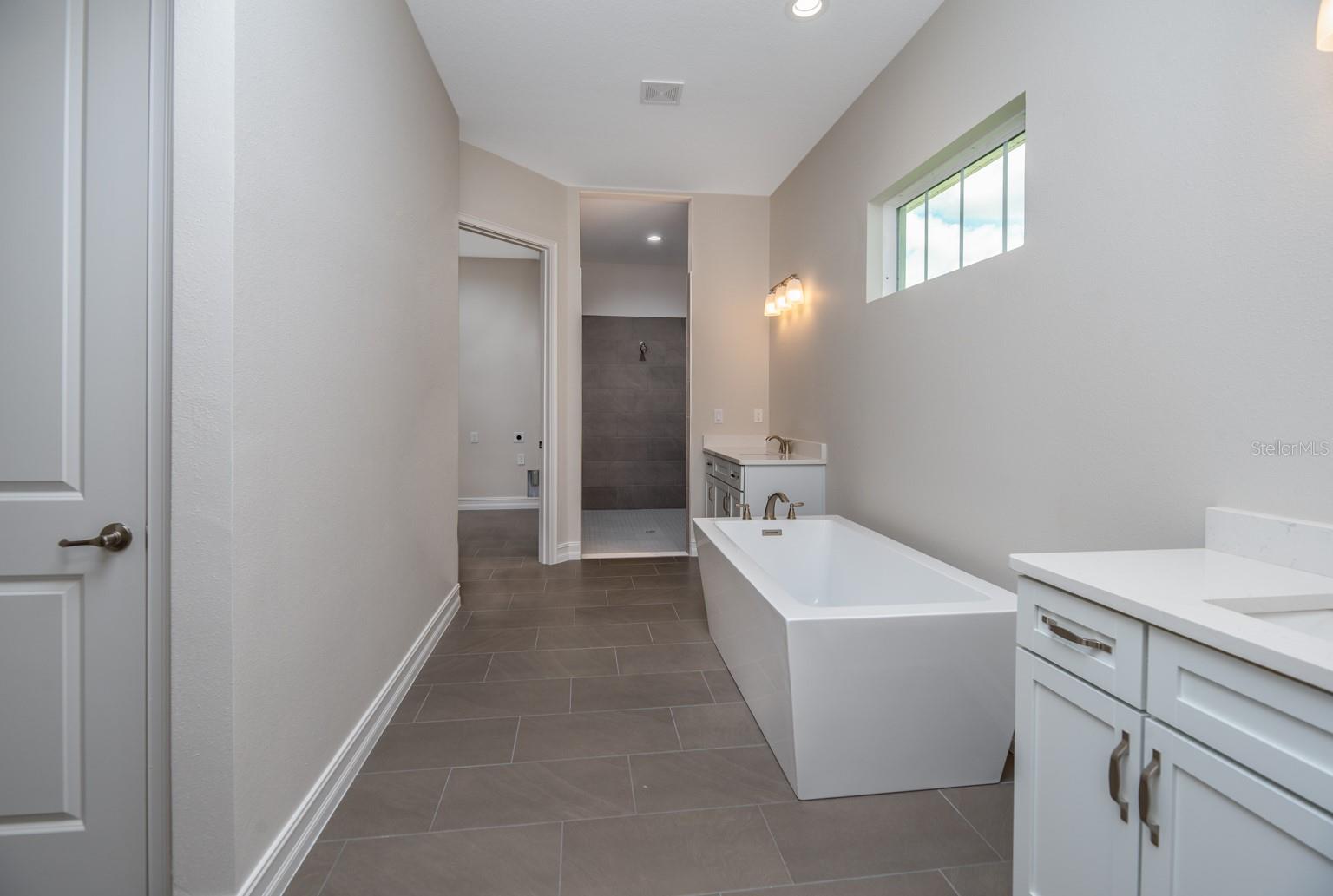 Image 27 of 29 For 4881 Majestic Hills Loop