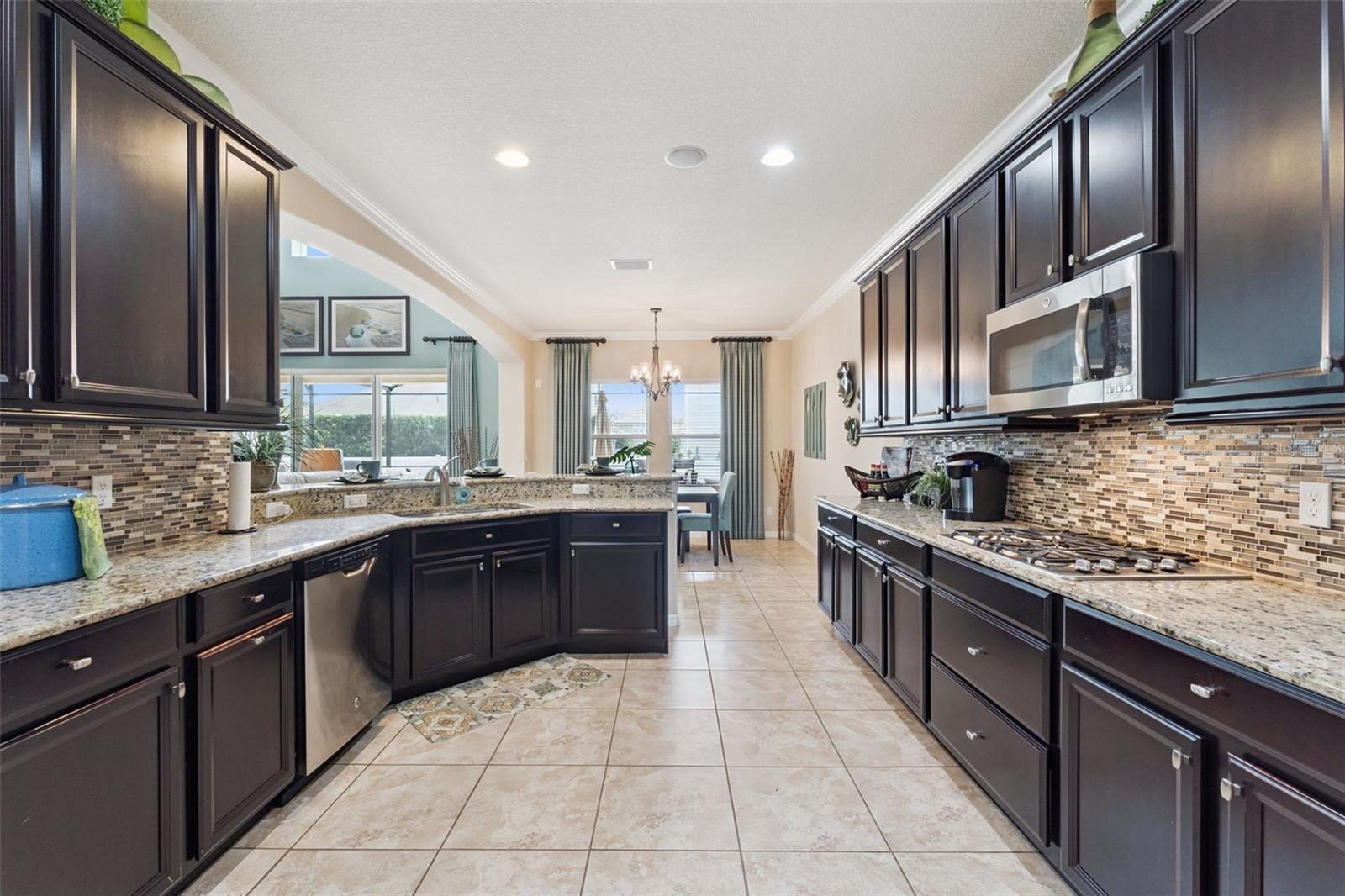 Image 27 of 60 For 15393 Sandfield Loop