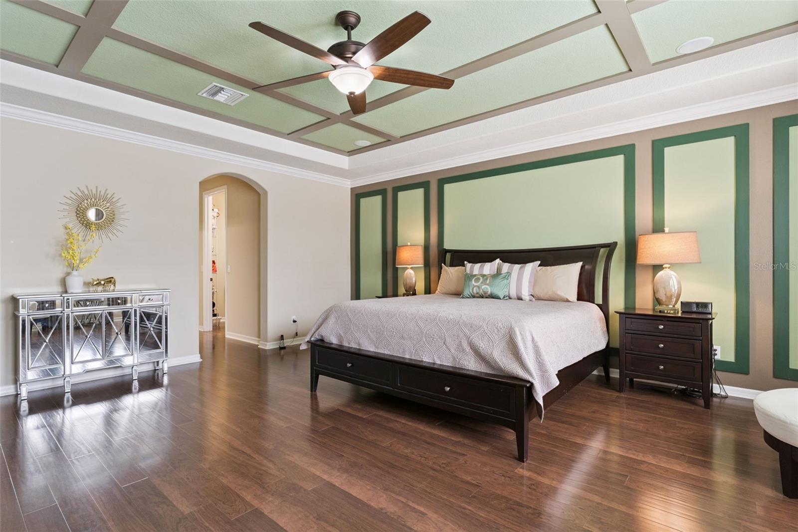 Image 32 of 60 For 15393 Sandfield Loop