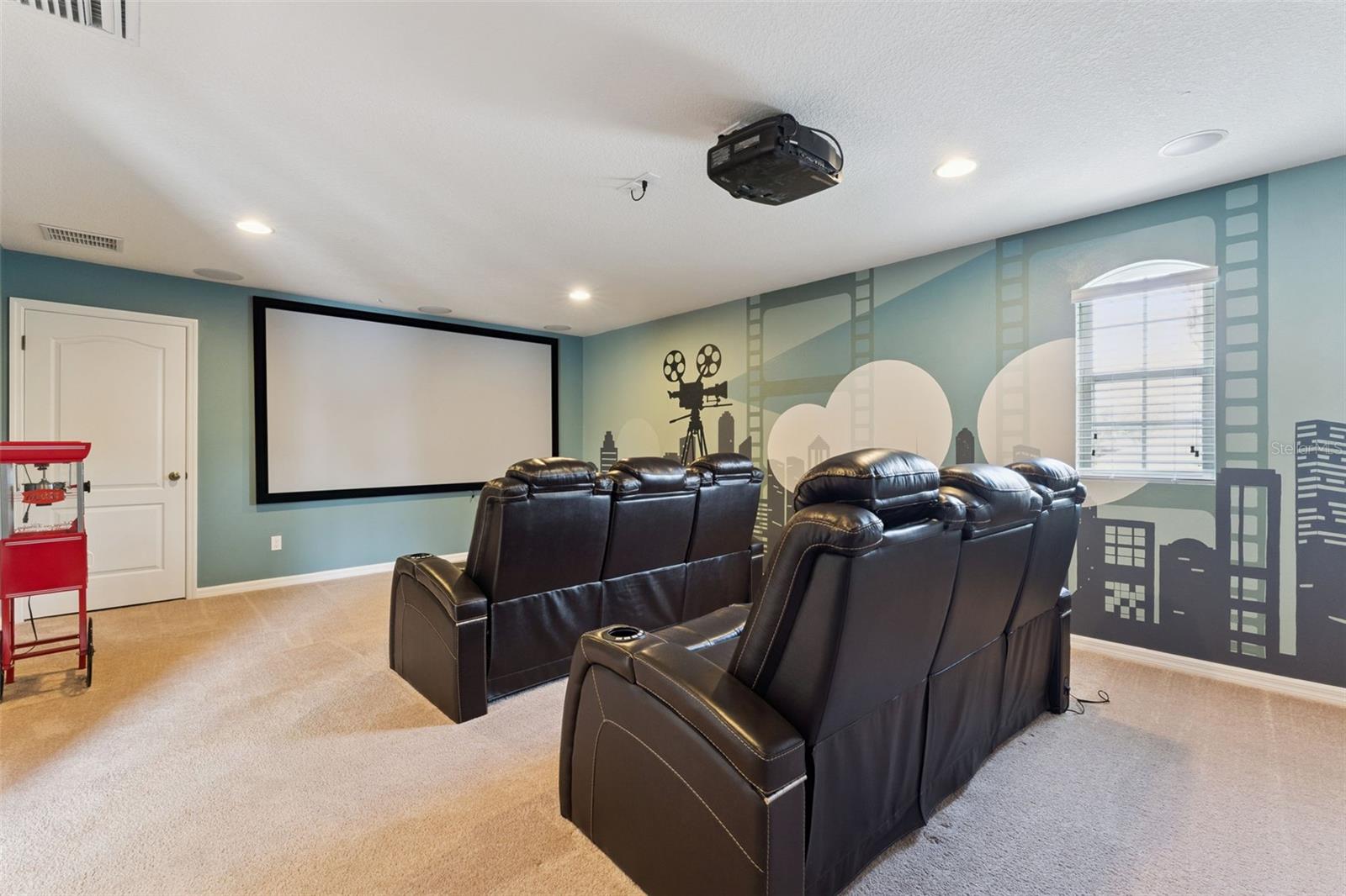 Image 40 of 60 For 15393 Sandfield Loop