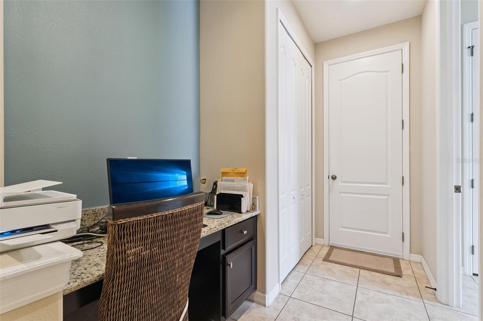 Image 48 of 60 For 15393 Sandfield Loop