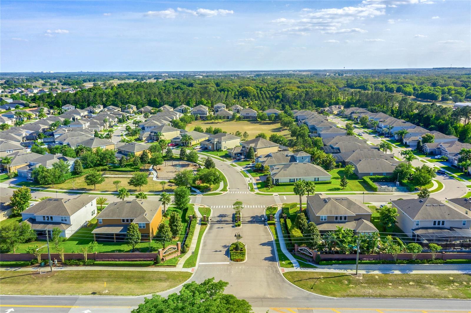 Image 54 of 60 For 15393 Sandfield Loop