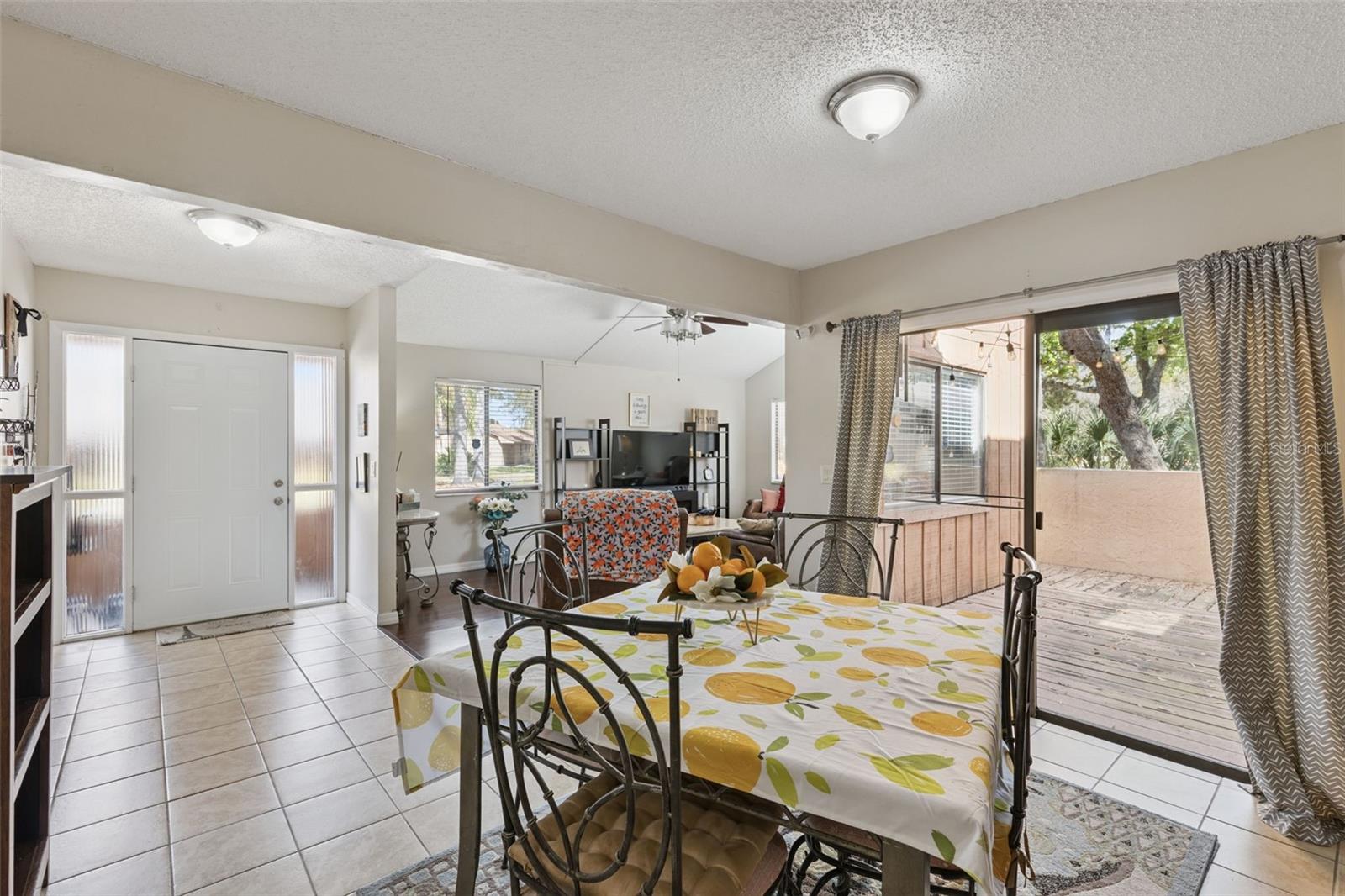 Image 4 of 20 For 371 Pinesong Drive 371