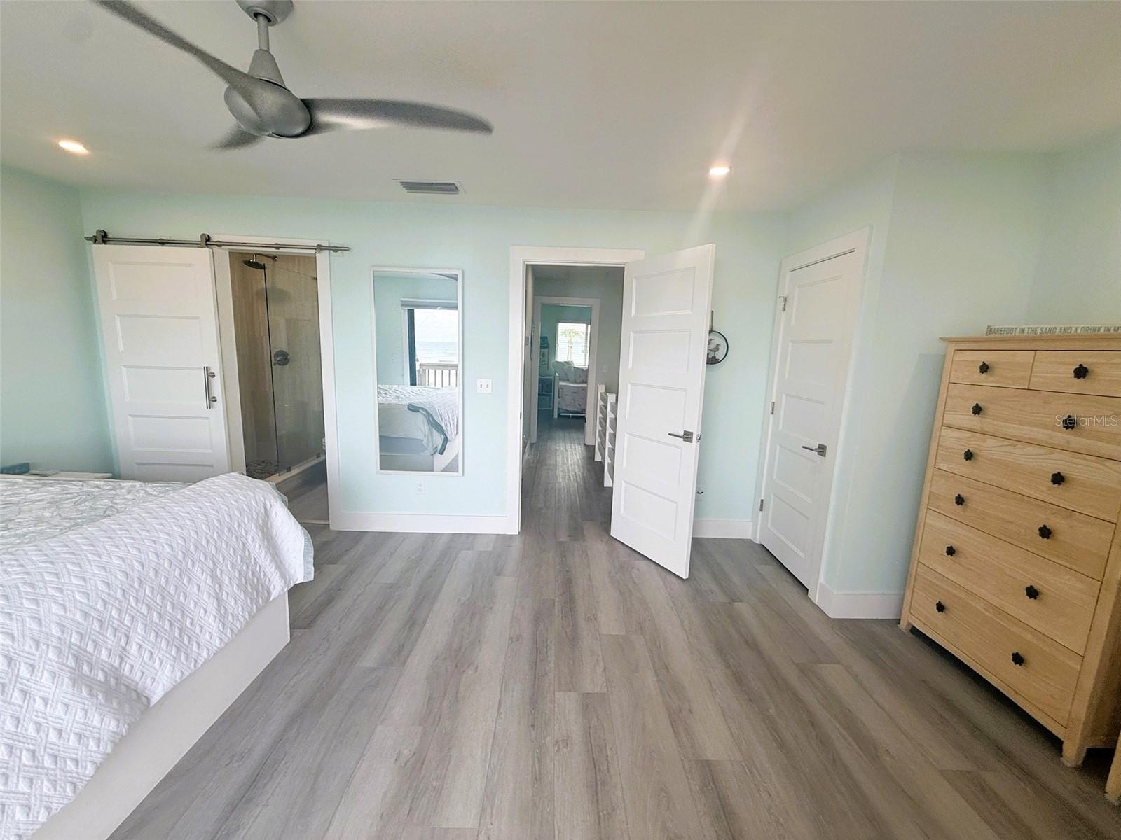 Image 16 of 27 For 4783 Atlantic Avenue E2