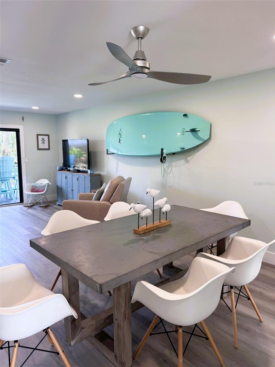 Image 6 of 27 For 4783 Atlantic Avenue E2