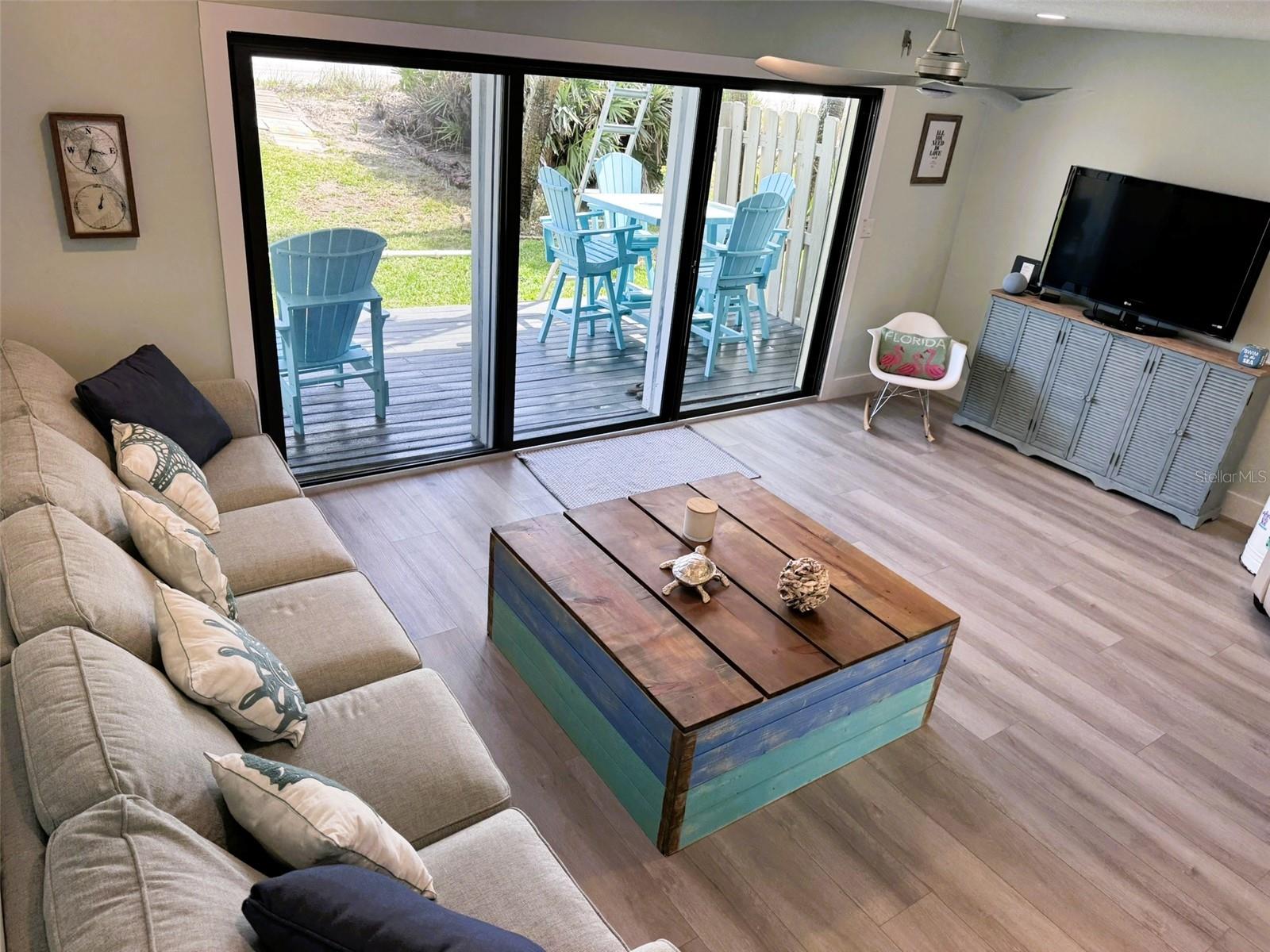 Image 8 of 27 For 4783 Atlantic Avenue E2