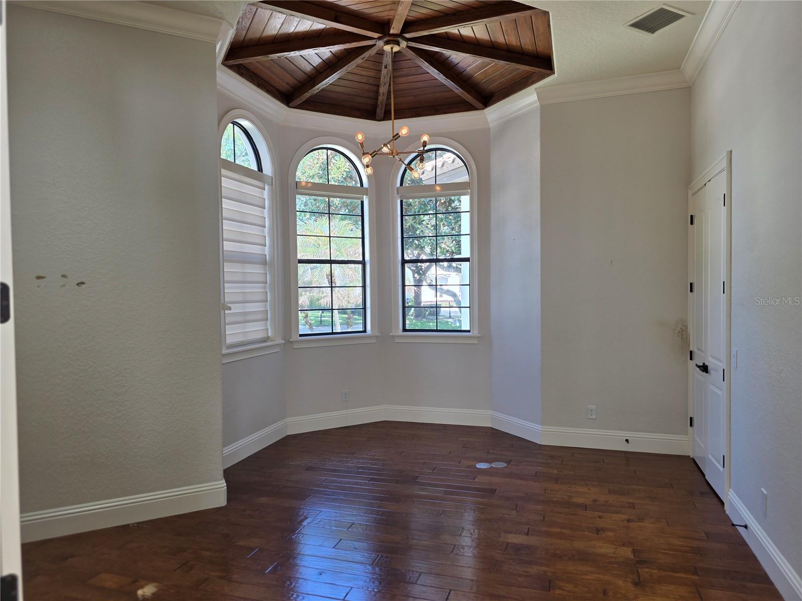 Image 14 of 21 For 11026 Coniston Way