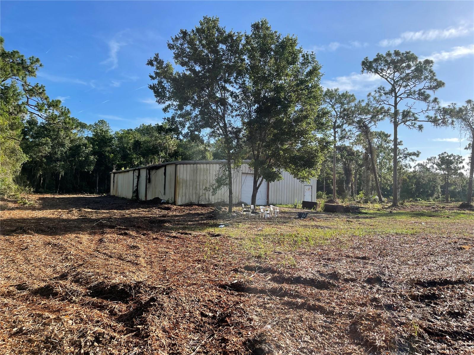 Image 17 of 49 For 3524 Hickory Tree Road