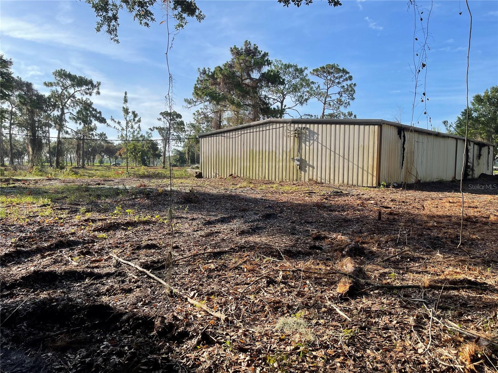 Image 31 of 49 For 3524 Hickory Tree Road