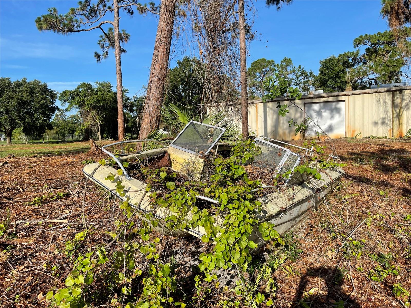 Image 40 of 49 For 3524 Hickory Tree Road