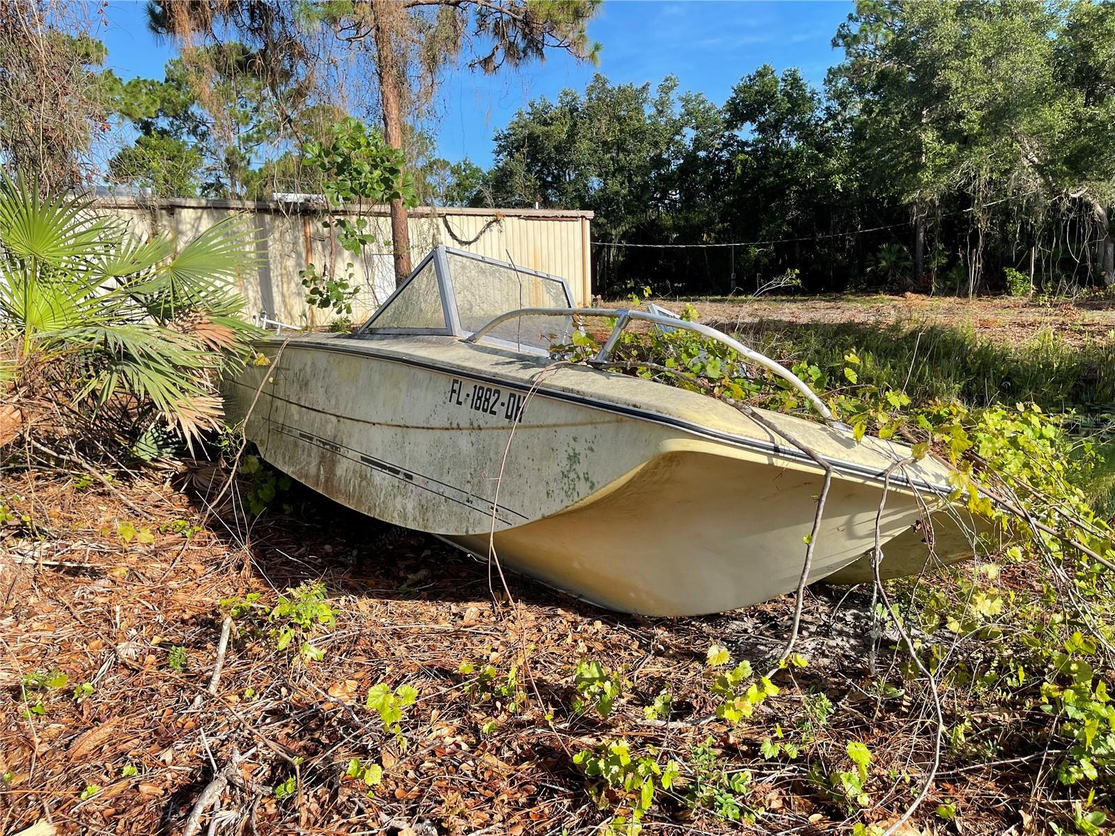 Image 41 of 49 For 3524 Hickory Tree Road