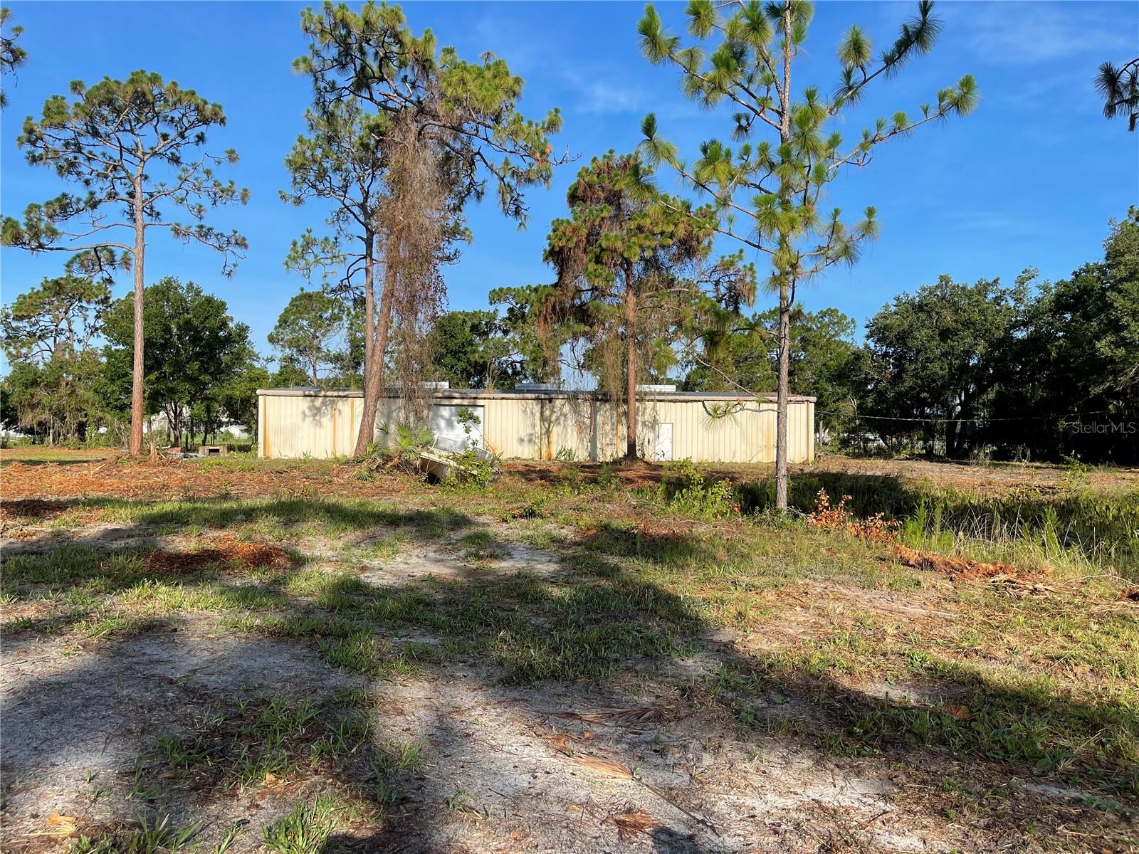 Image 42 of 49 For 3524 Hickory Tree Road