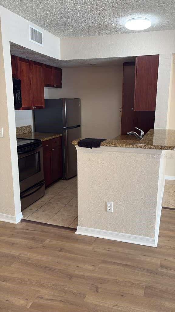 Image 6 of 11 For 5120 Conroy Road 15