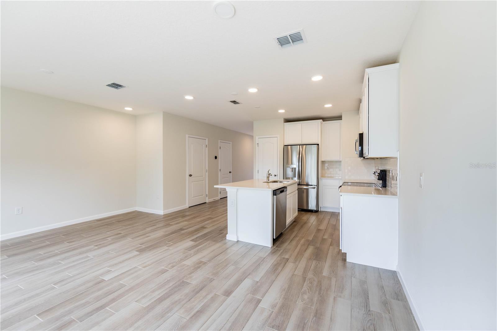 Image 11 of 45 For 2879 Narcoossee Commons Way