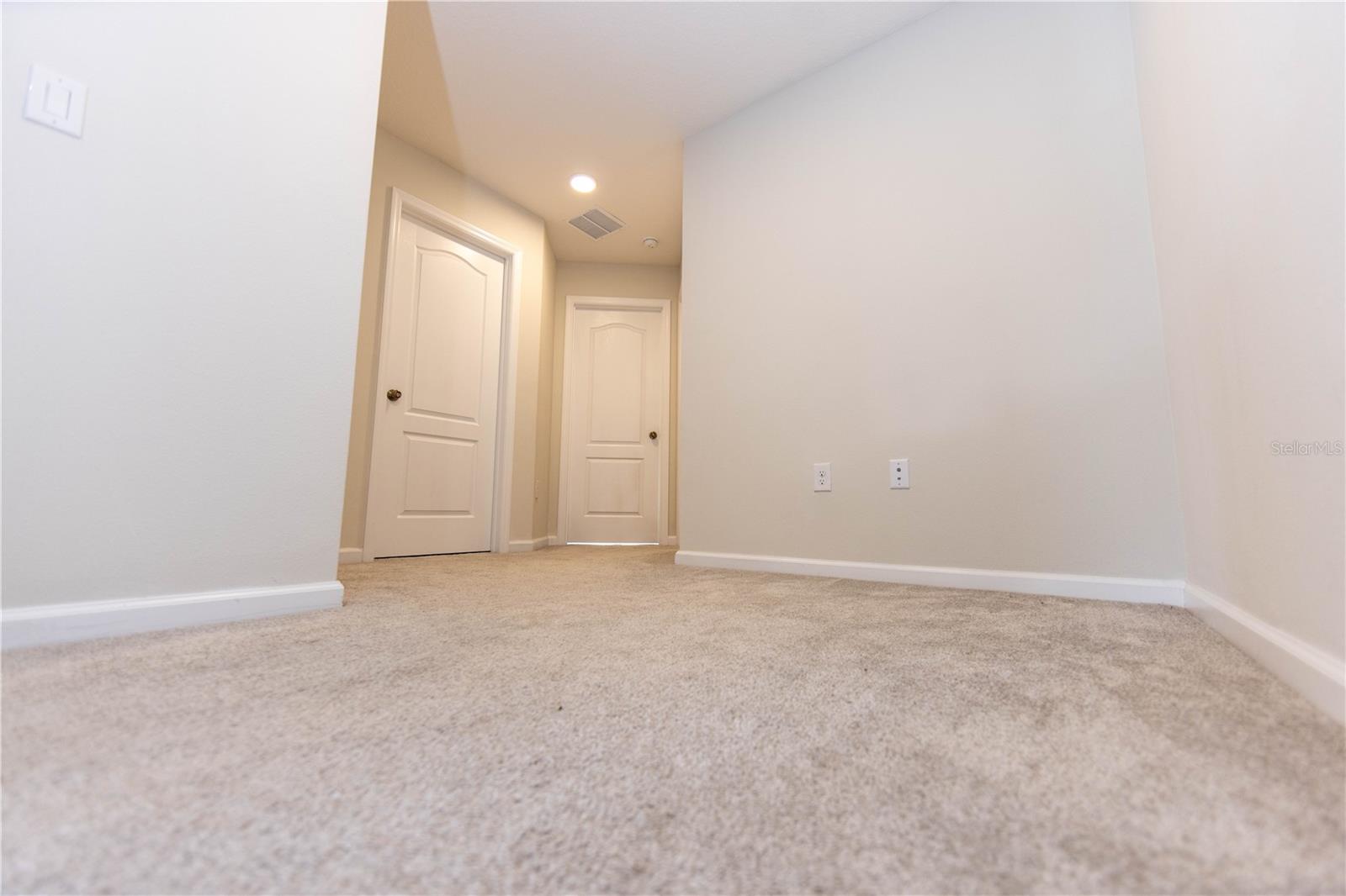 Image 18 of 45 For 2879 Narcoossee Commons Way