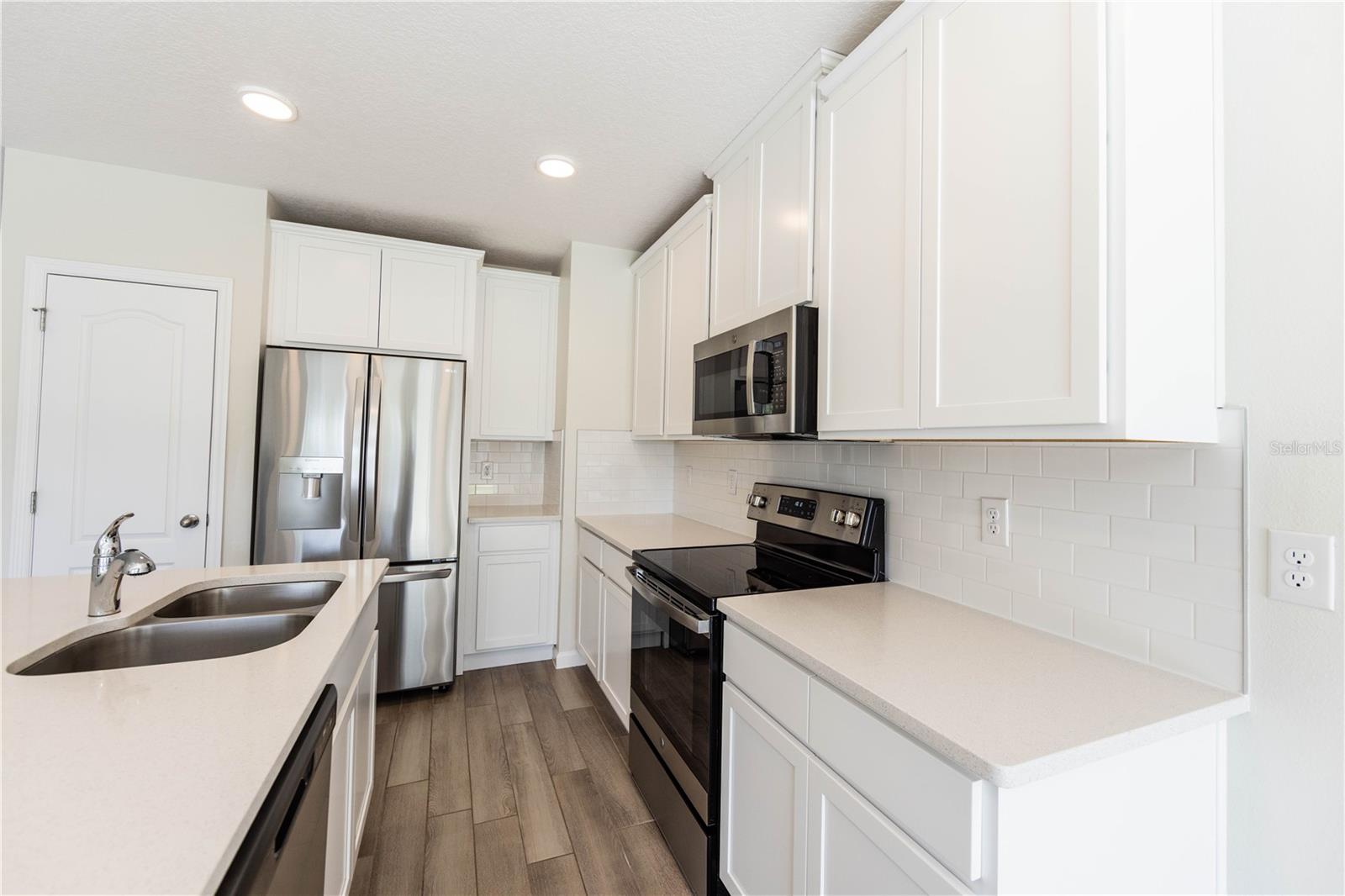 Image 7 of 45 For 2879 Narcoossee Commons Way