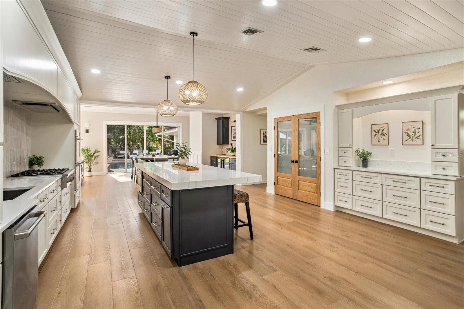 Image 10 of 33 For 106 Palm Street