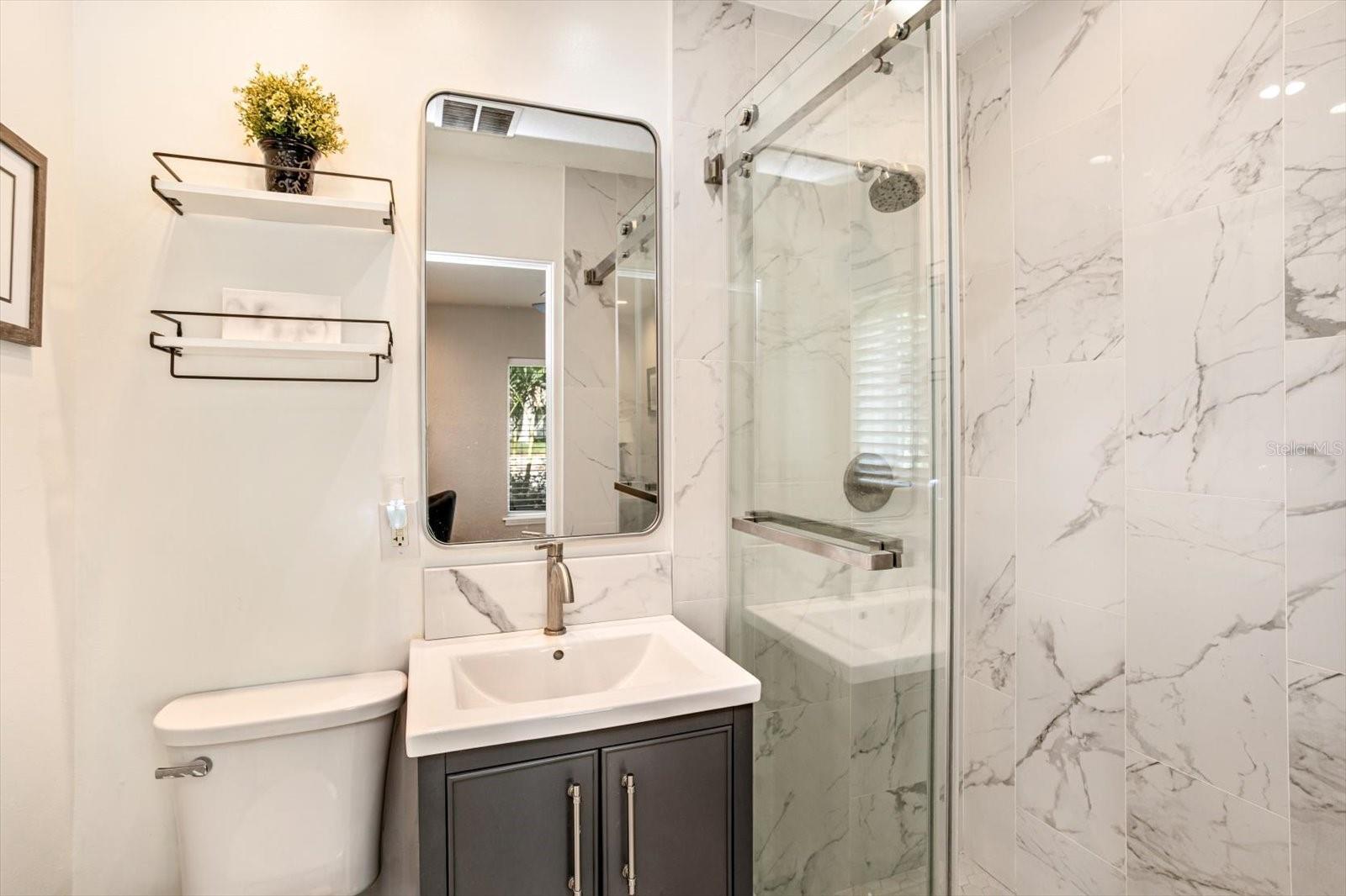 Image 25 of 33 For 106 Palm Street