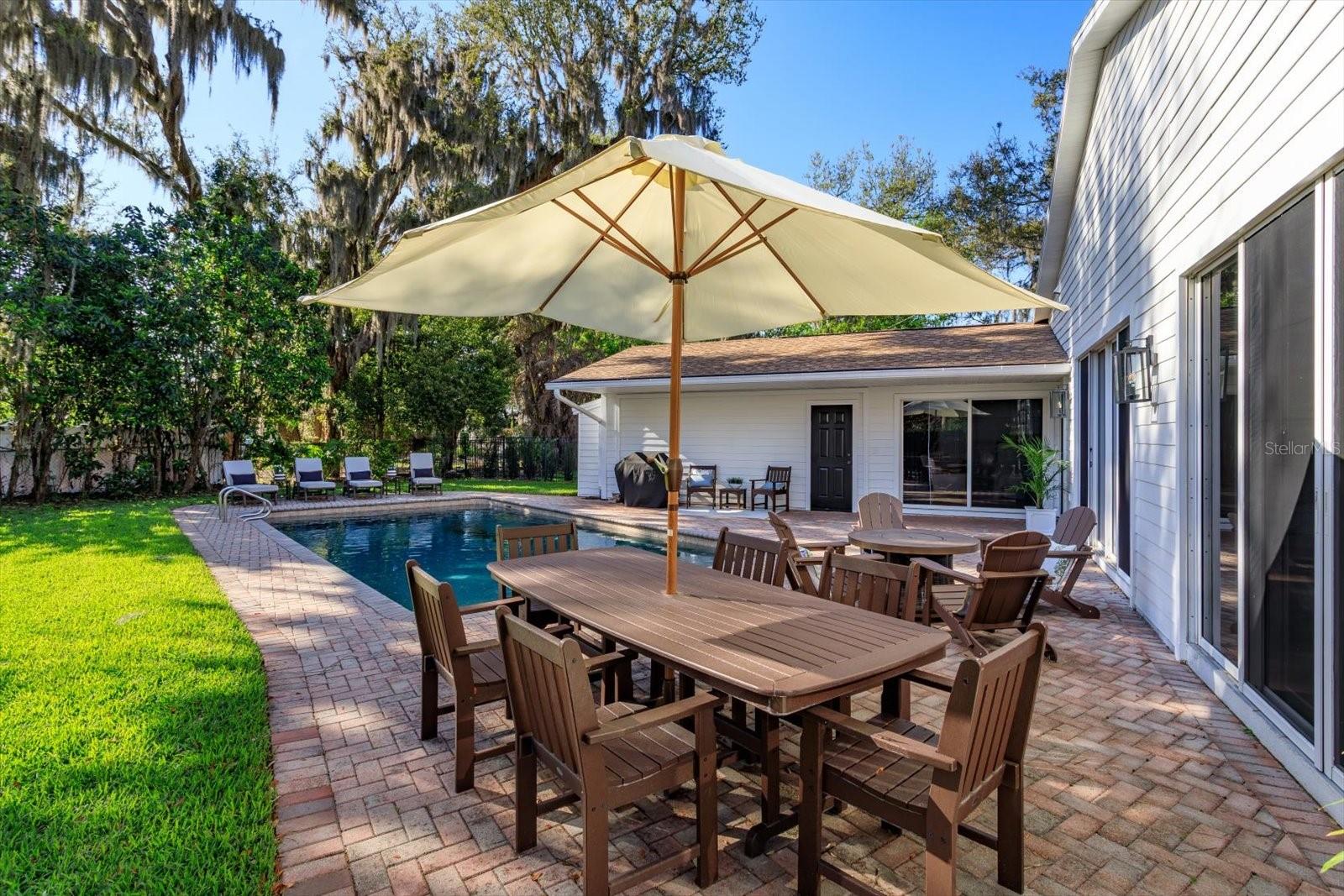 Image 31 of 33 For 106 Palm Street