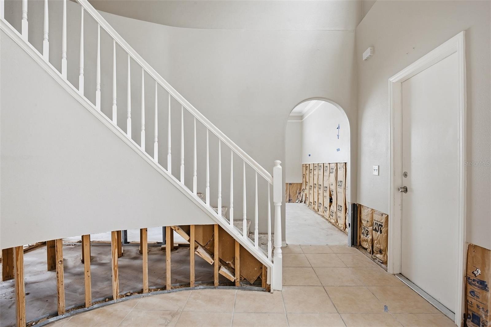 Image 2 of 39 For 12941 Kings Lake Drive