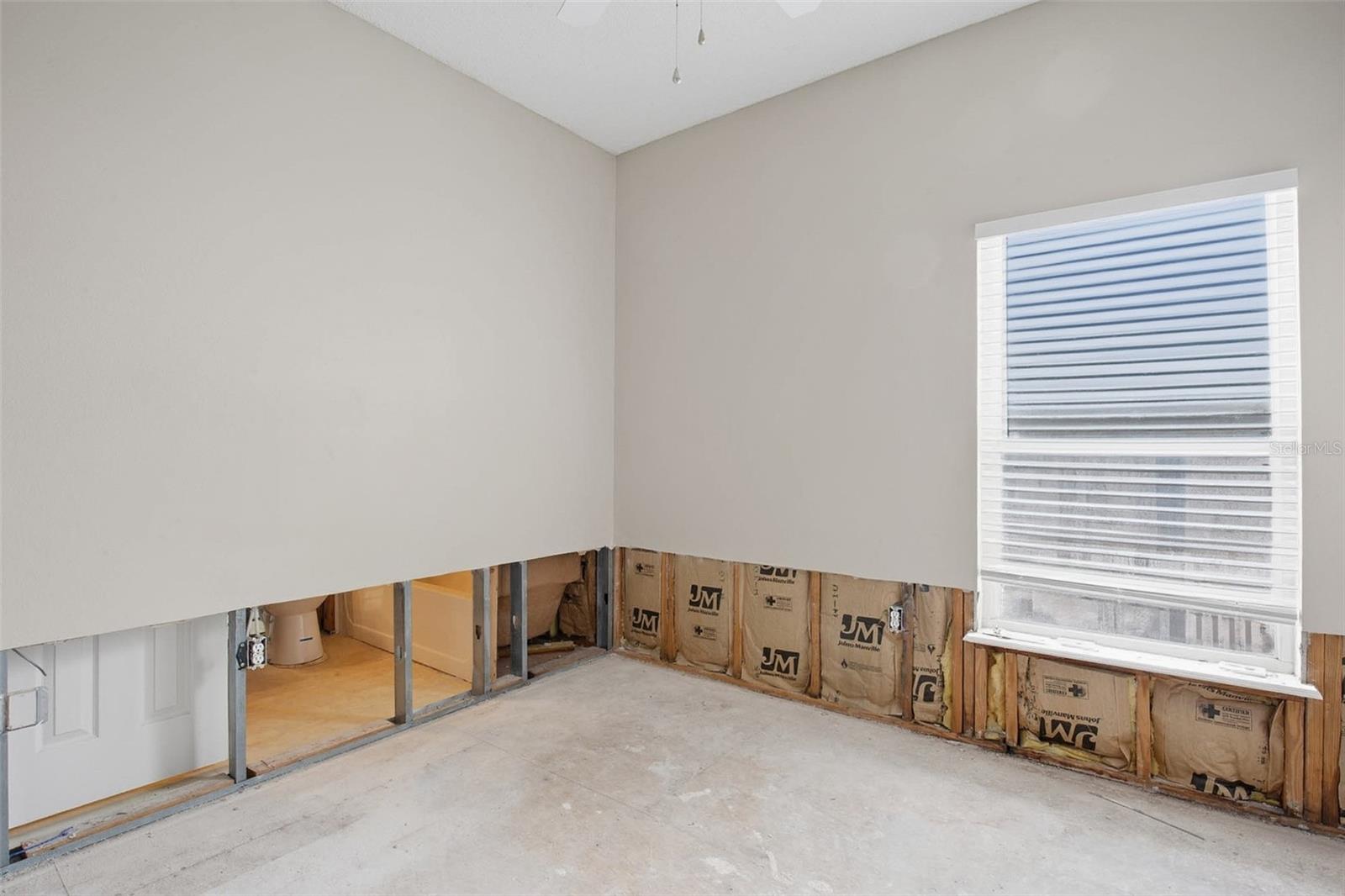 Image 23 of 39 For 12941 Kings Lake Drive