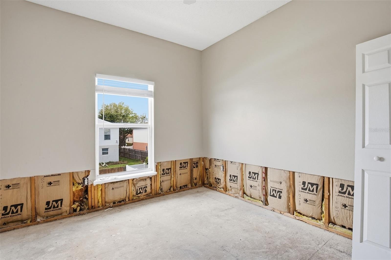 Image 25 of 39 For 12941 Kings Lake Drive