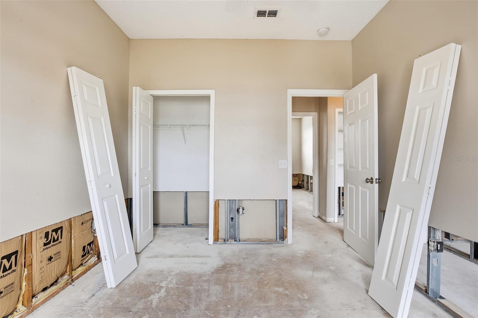 Image 26 of 39 For 12941 Kings Lake Drive