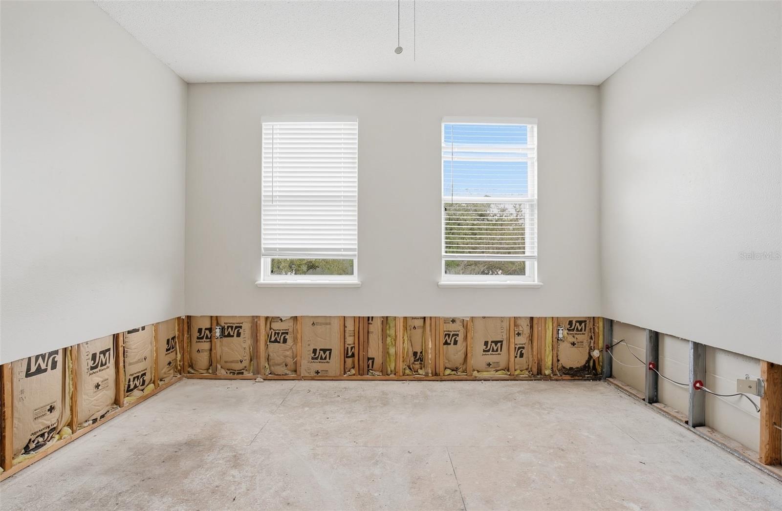 Image 30 of 39 For 12941 Kings Lake Drive