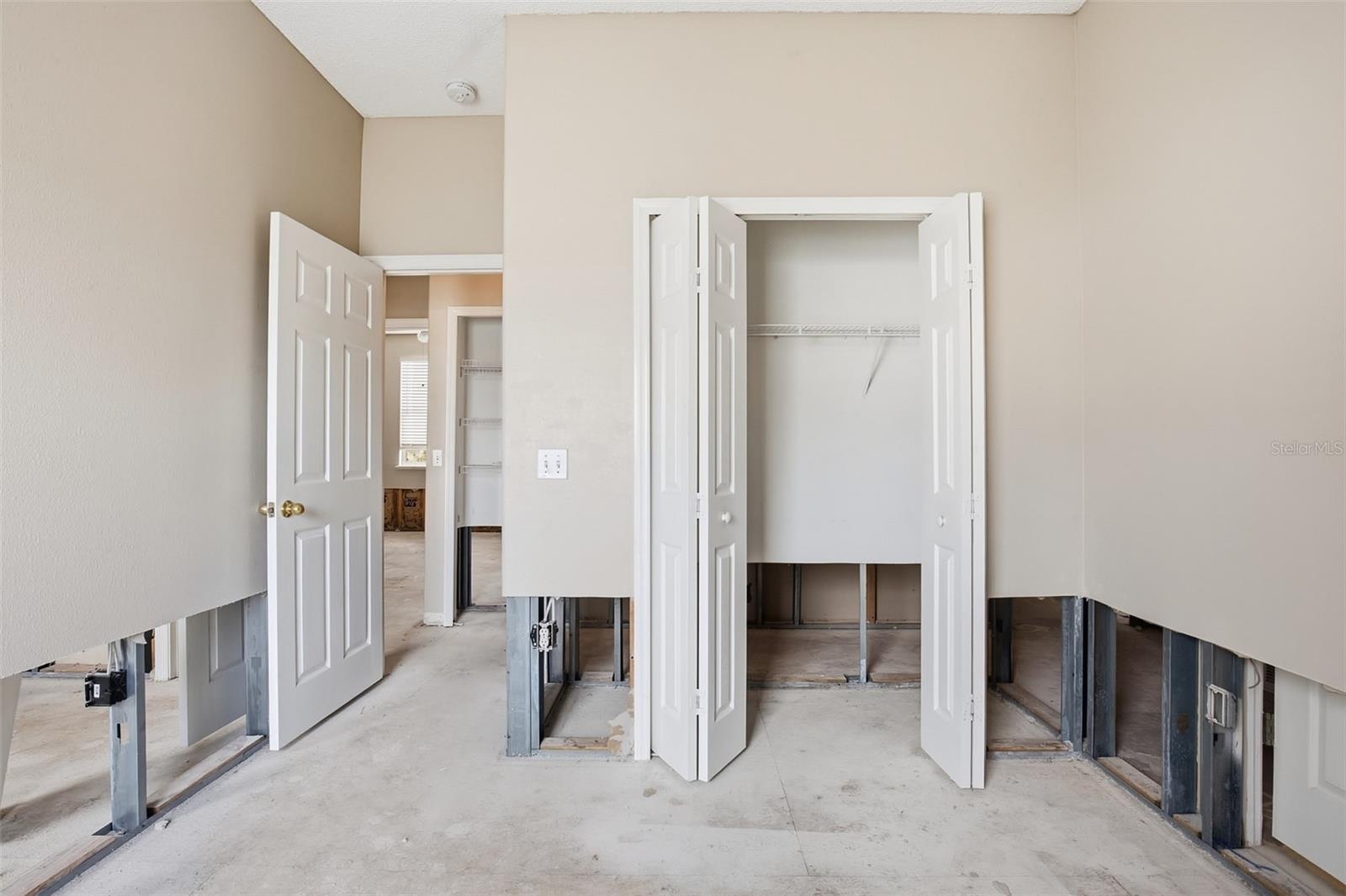 Image 32 of 39 For 12941 Kings Lake Drive