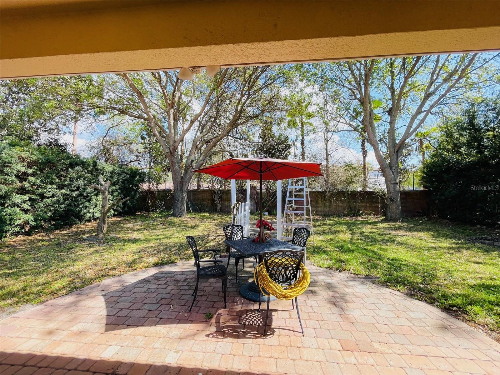 Image 23 of 30 For 935 Lascala Drive