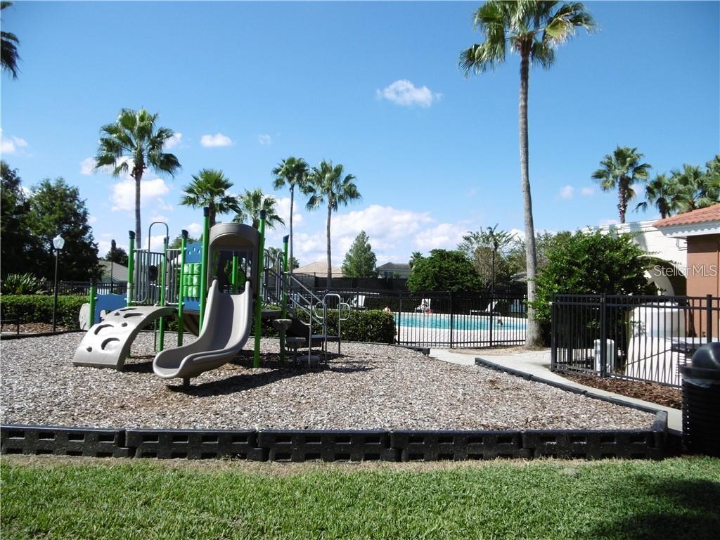 Image 28 of 30 For 935 Lascala Drive