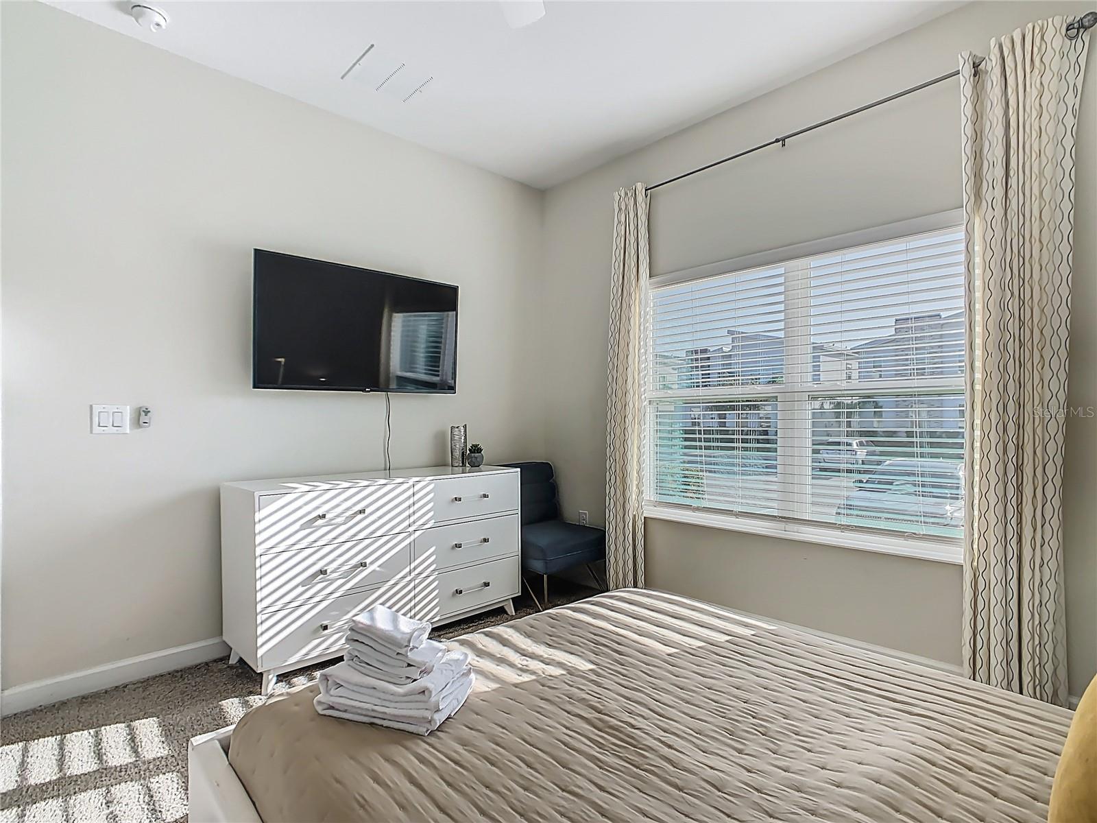 Image 36 of 39 For 1264 Challenge Drive 1264