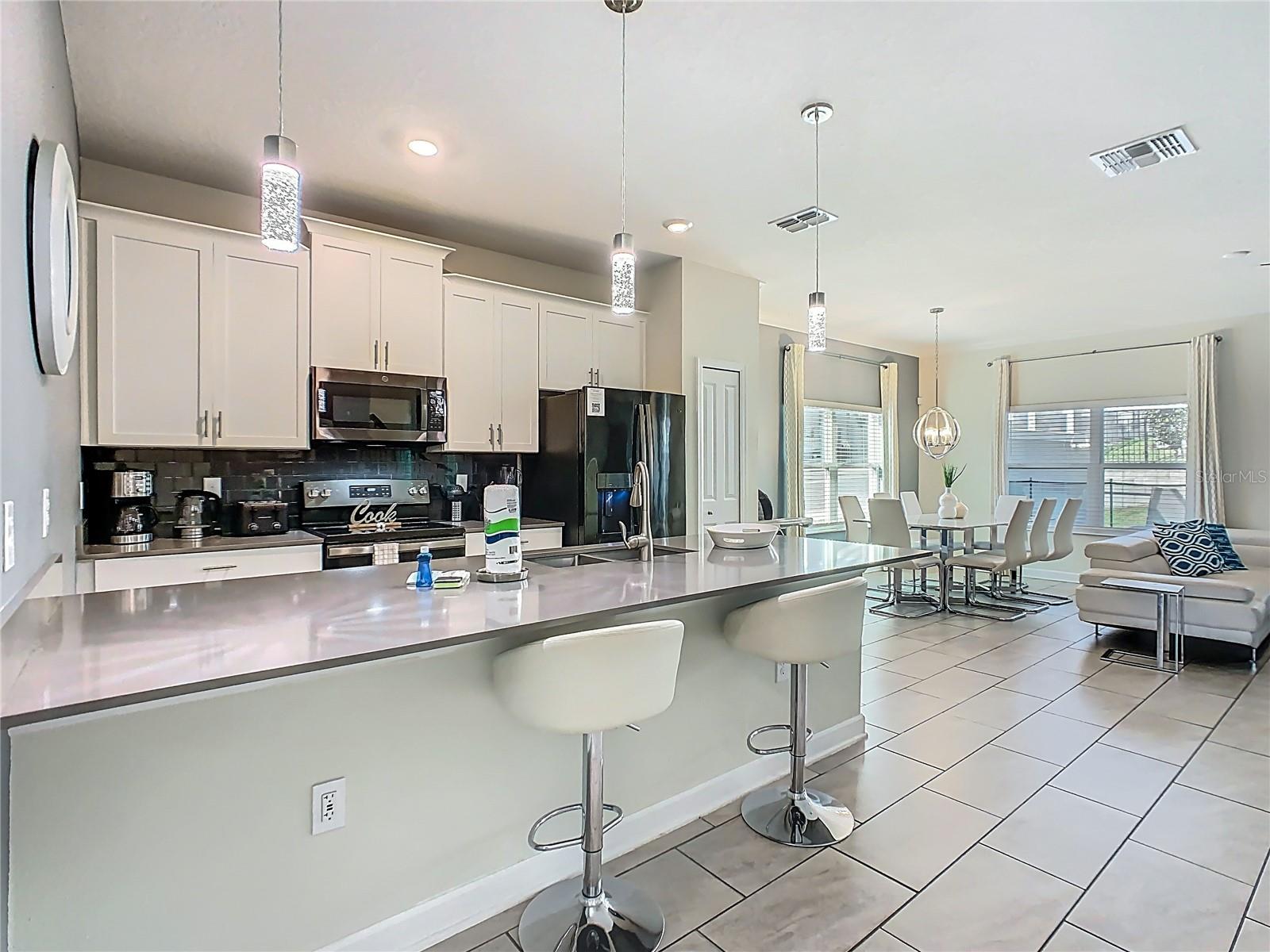 Image 4 of 39 For 1264 Challenge Drive 1264