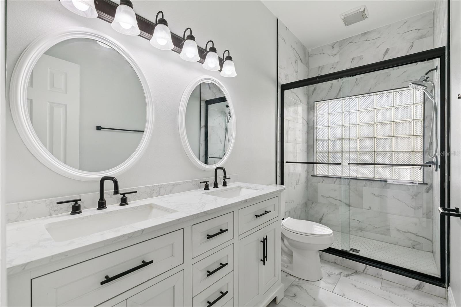 Image 18 of 27 For 1046 Whittier Circle