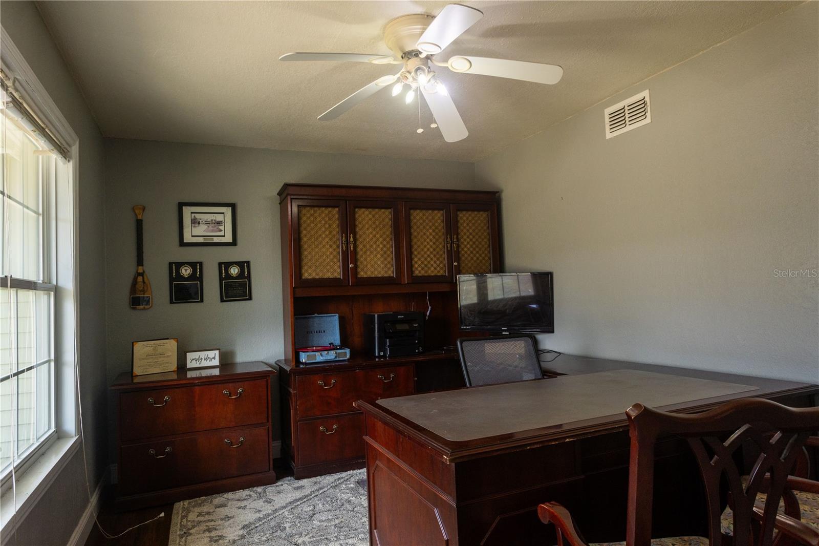 Image 24 of 63 For 1159 Valencia Heights Avenue