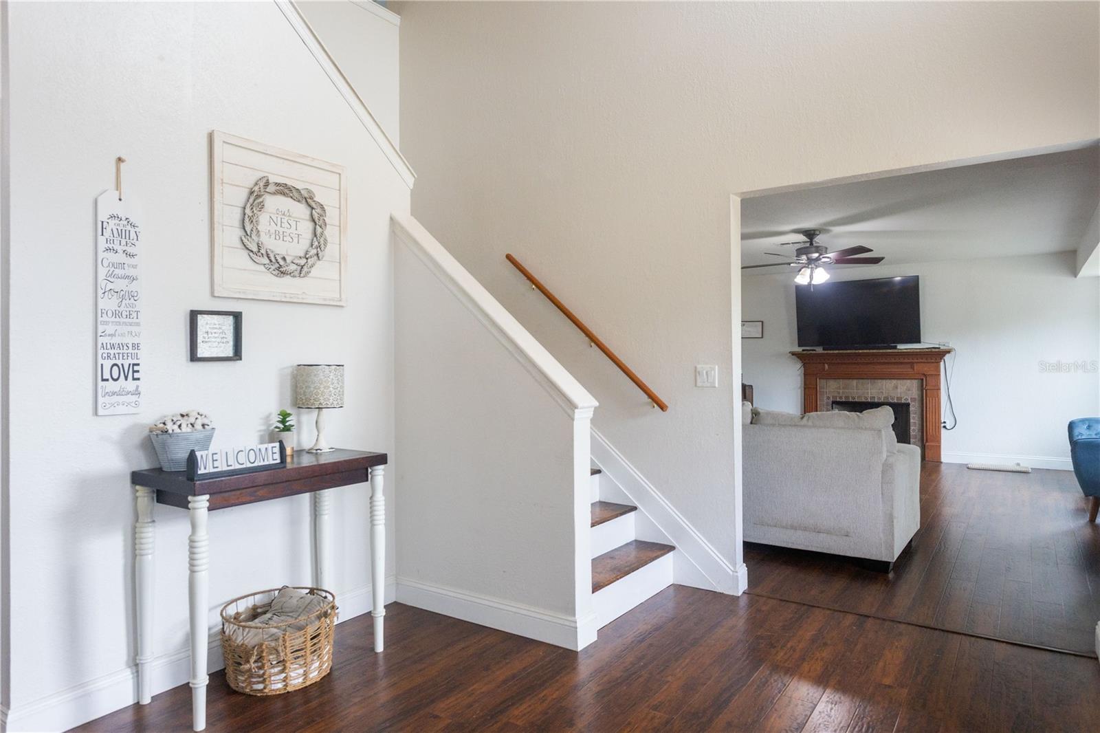 Image 54 of 63 For 1159 Valencia Heights Avenue