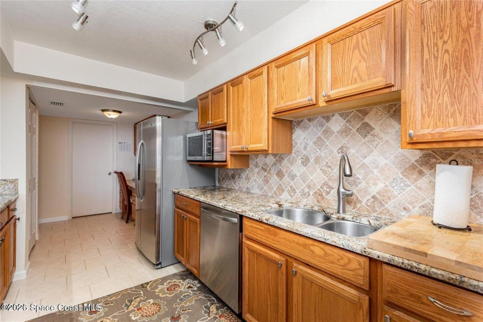 Image 13 of 25 For 525 Indian River Avenue 303