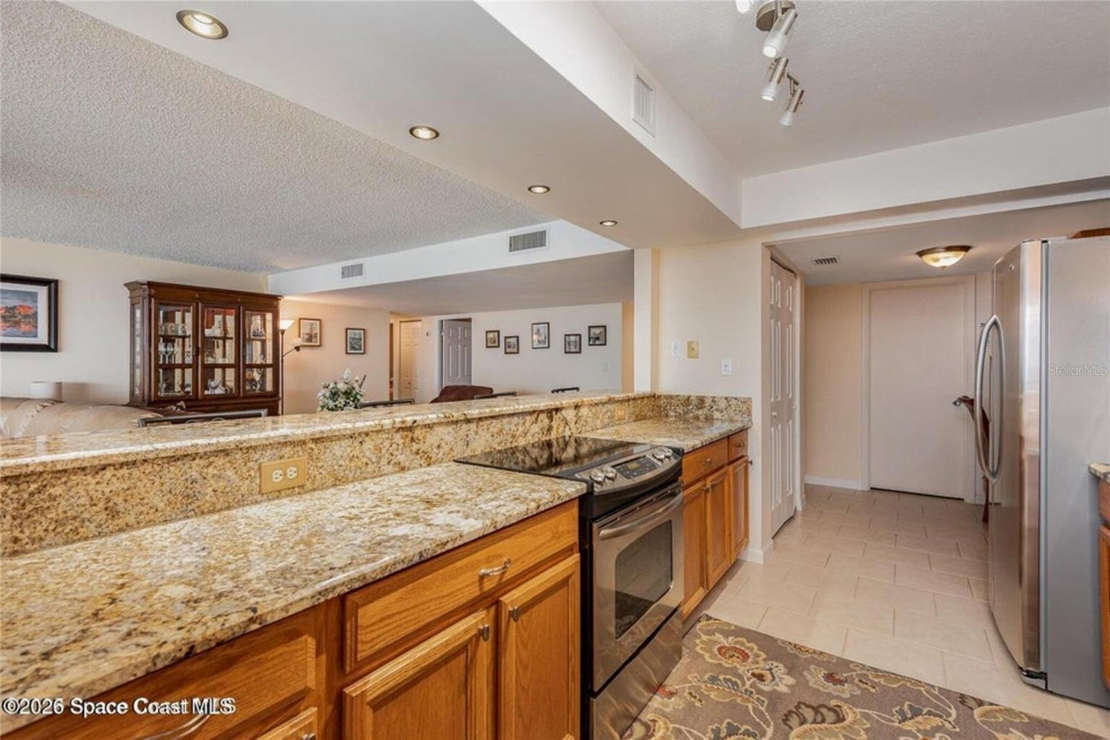 Image 14 of 25 For 525 Indian River Avenue 303