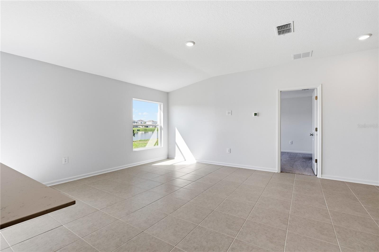 Image 11 of 36 For 5662 Portico Place