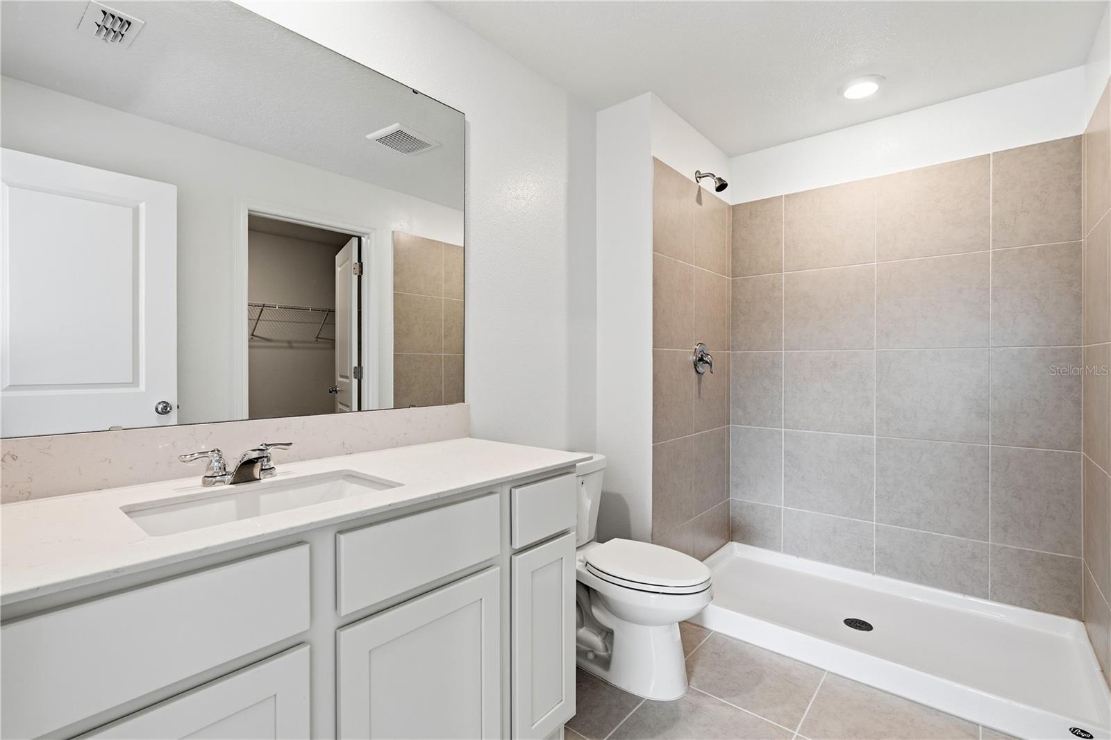 Image 14 of 36 For 5662 Portico Place