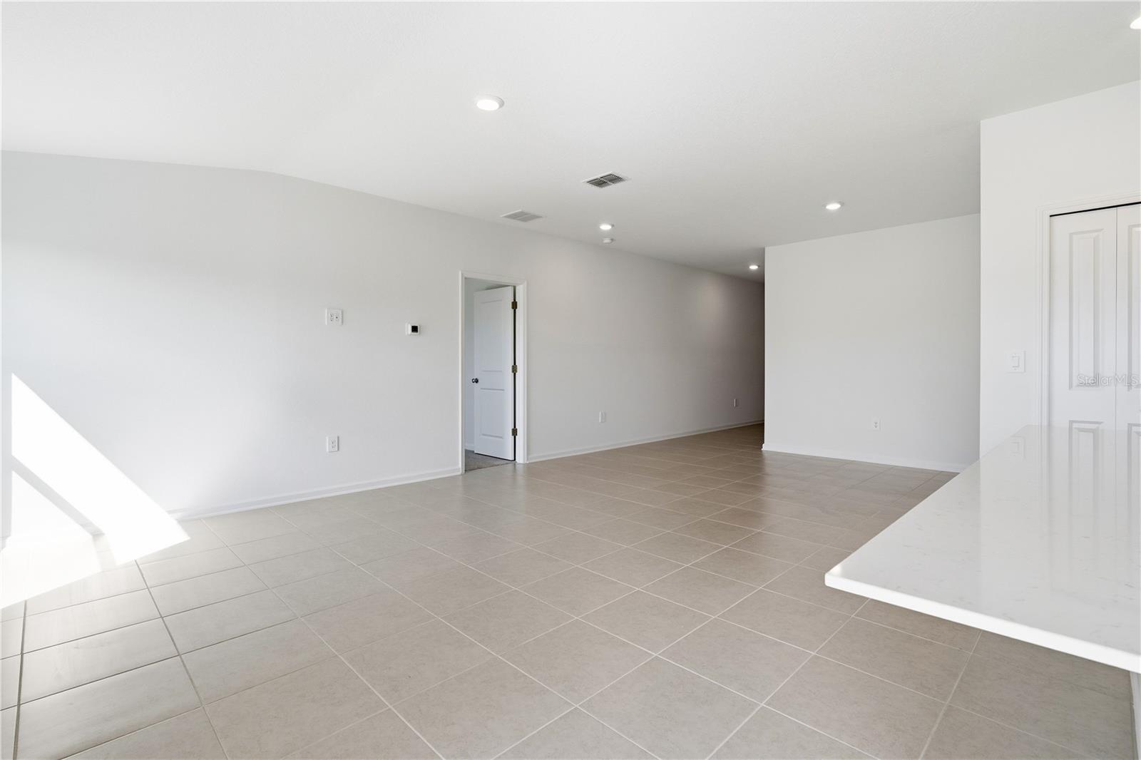 Image 5 of 36 For 5662 Portico Place