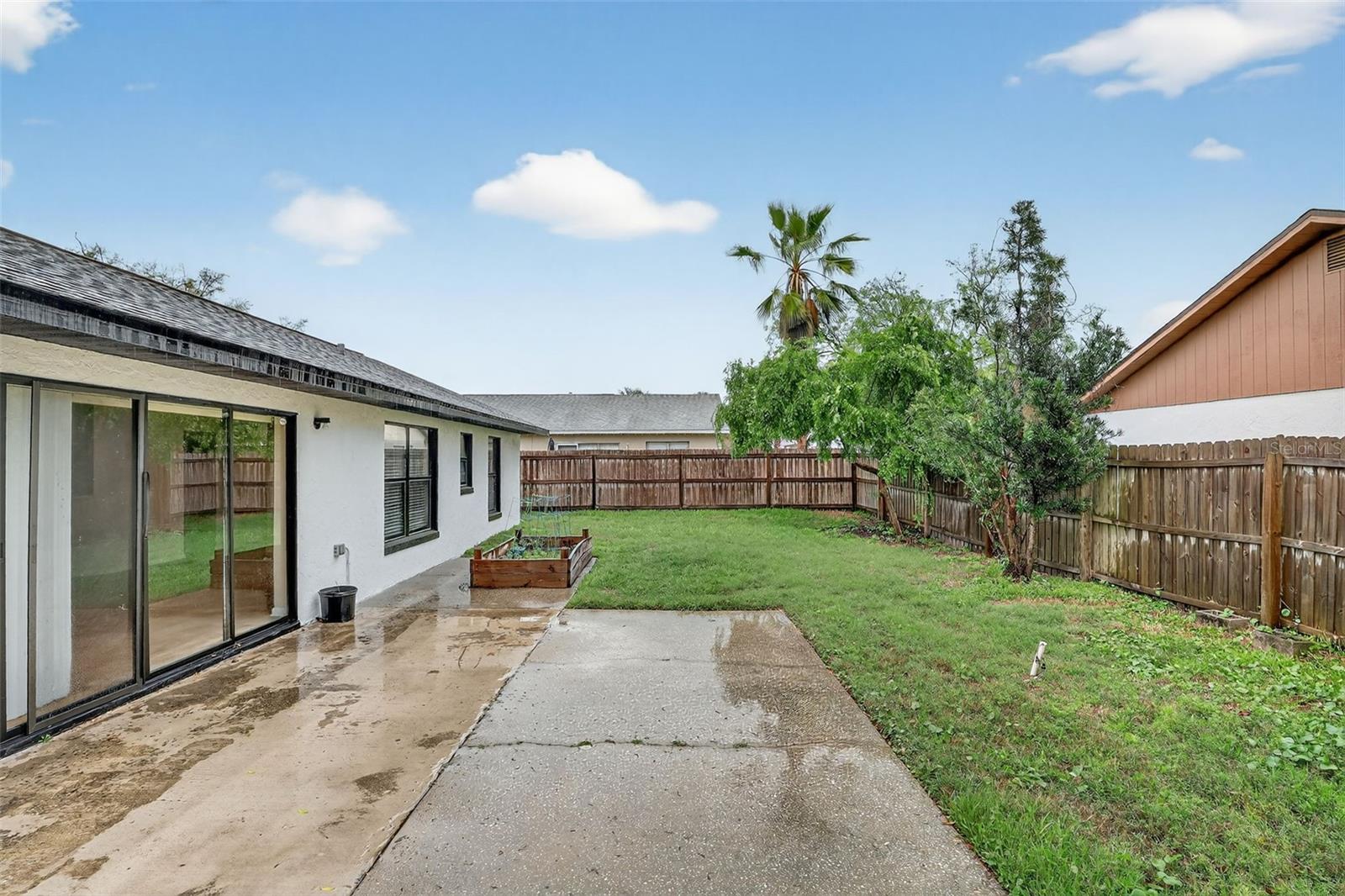 Image 34 of 39 For 9823 Balmoral Circle