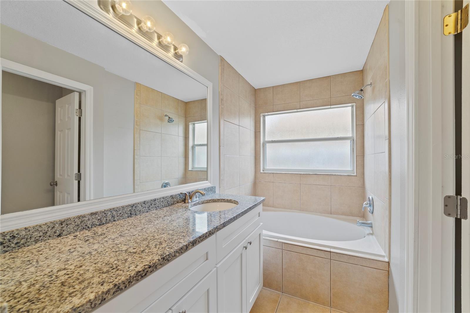 Listing photo id 6 for 4208 Boca Woods Drive