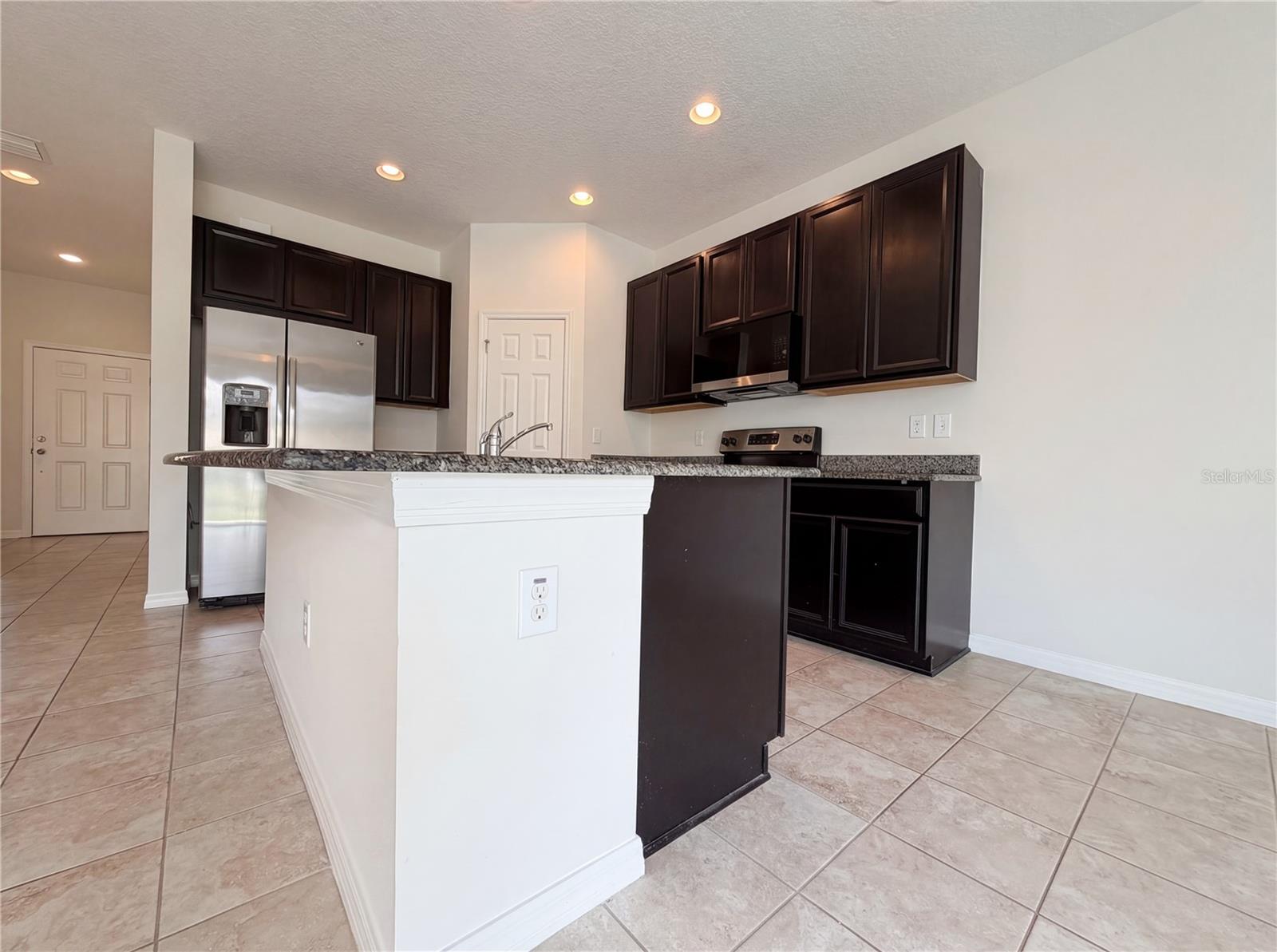 Image 9 of 23 For 7011 Towne Lake Road