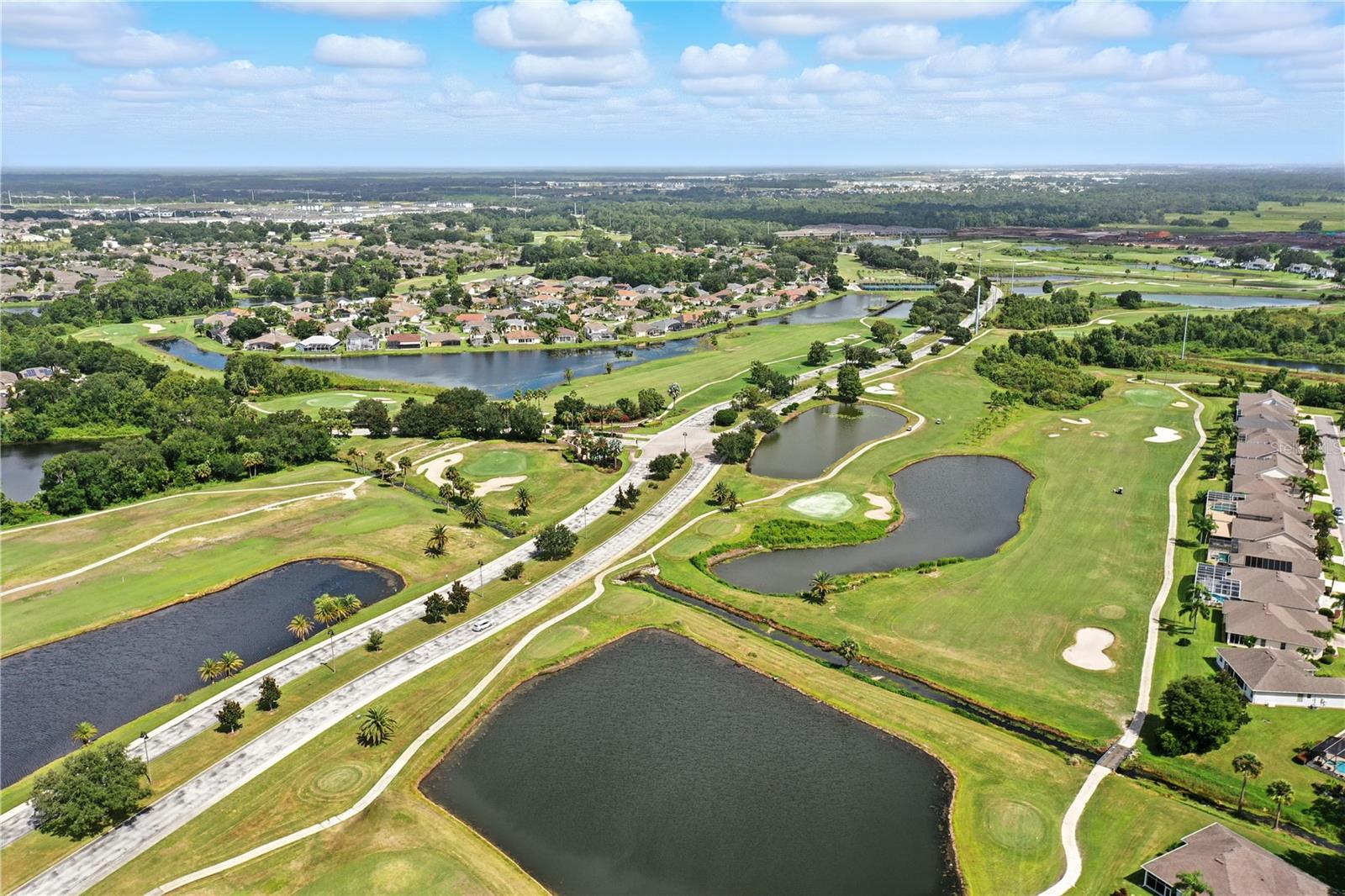 Listing photo id 36 for 457 Golf Vista Circle