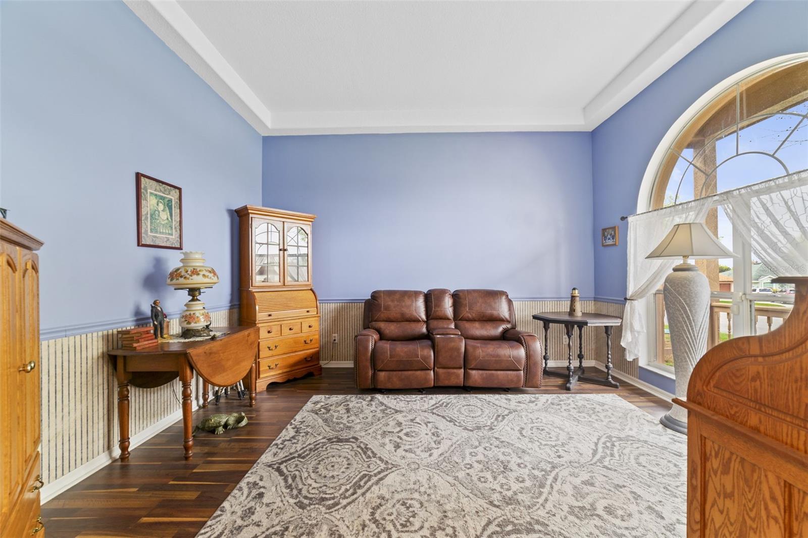 Image 11 of 26 For 124 Country Lakes Circle