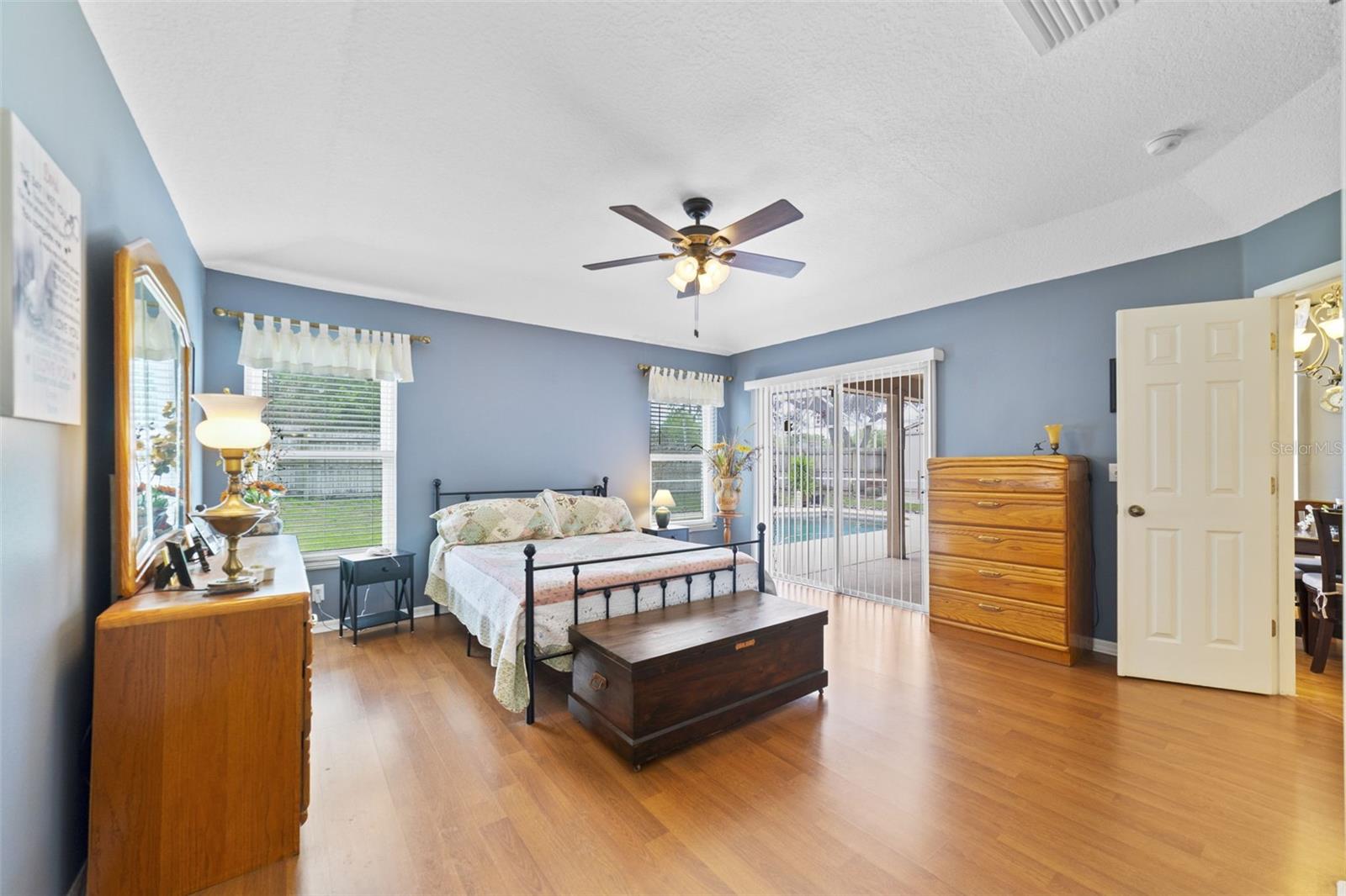 Image 13 of 26 For 124 Country Lakes Circle