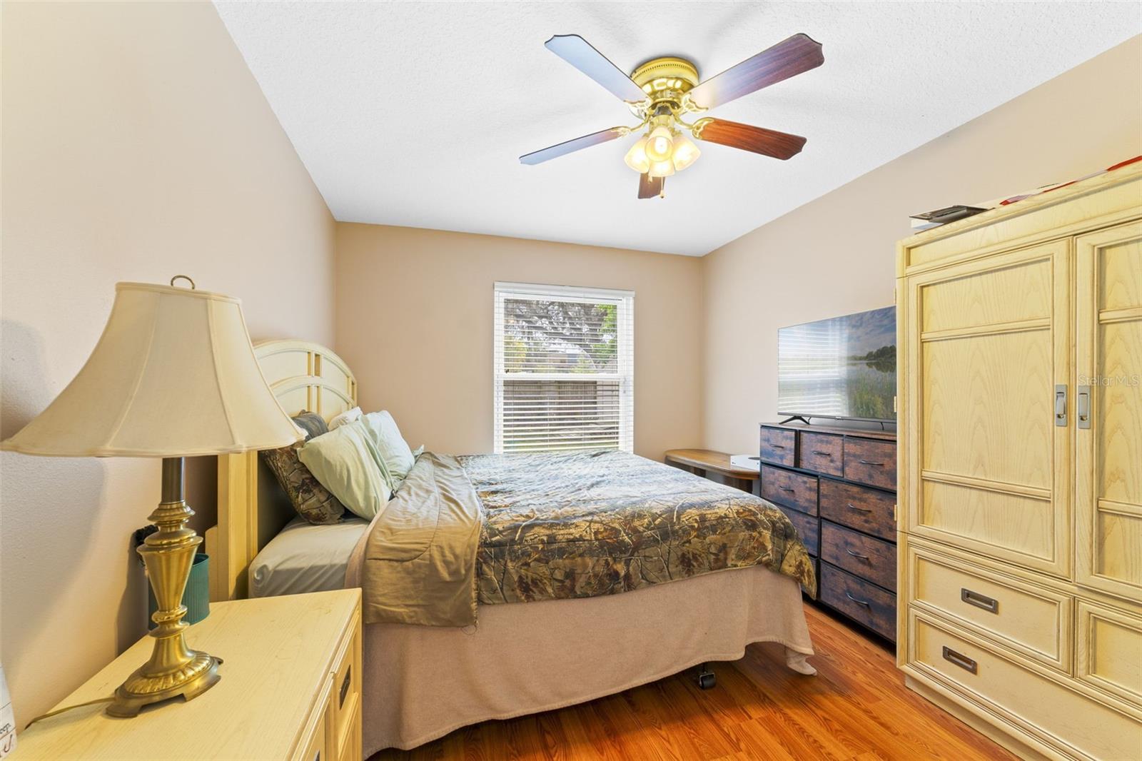 Image 19 of 26 For 124 Country Lakes Circle